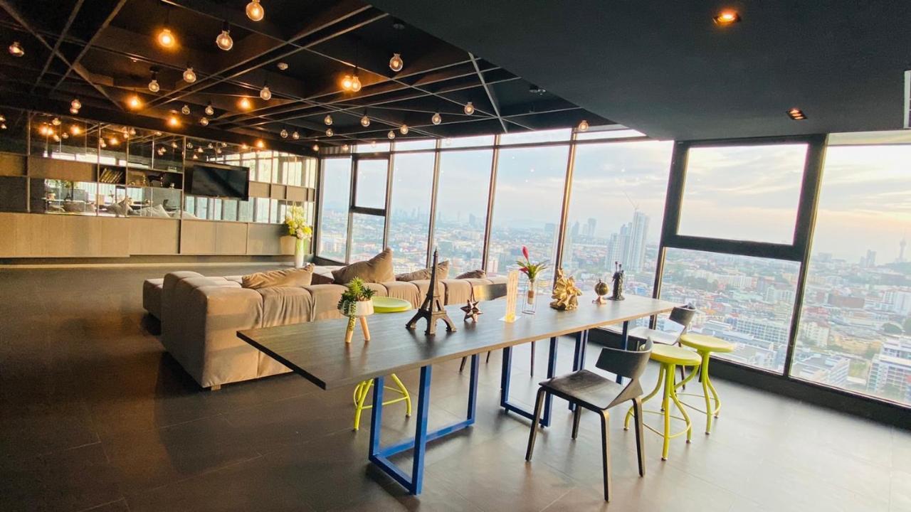Base Central Pattaya Long Balcony King-Bed With Infinity Pool & Free Netflix! Exterior foto