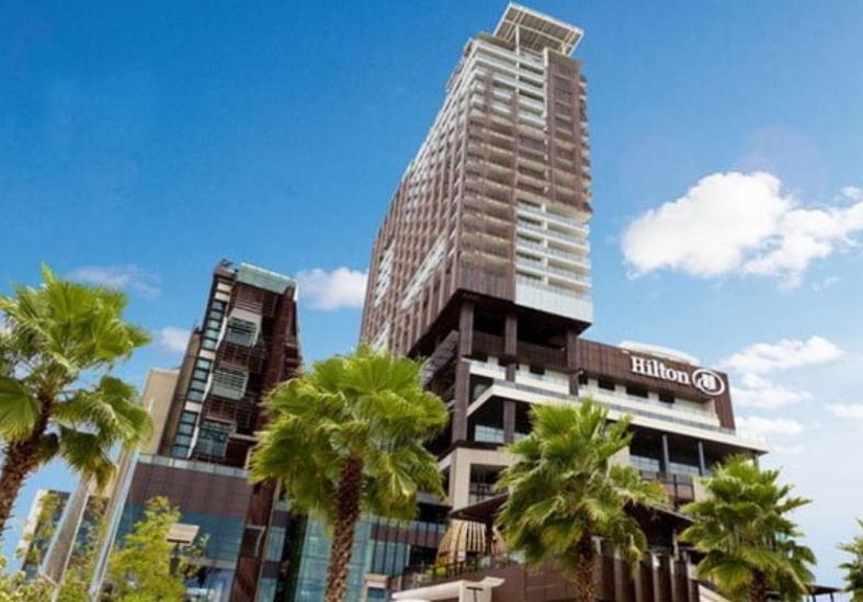 Base Central Pattaya Long Balcony King-Bed With Infinity Pool & Free Netflix! Exterior foto